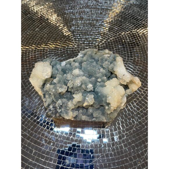 Clear Blue Apophyllite Crystal Cluzer with druzy blue standing crystal ~1.5 lb - Picture 1 of 16
